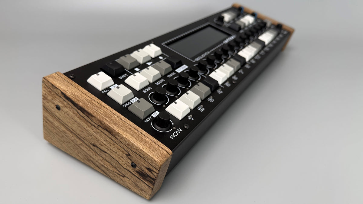 Cirklon2 Sequencer #4012, CVIO model, grey mix keys + dark ice beech