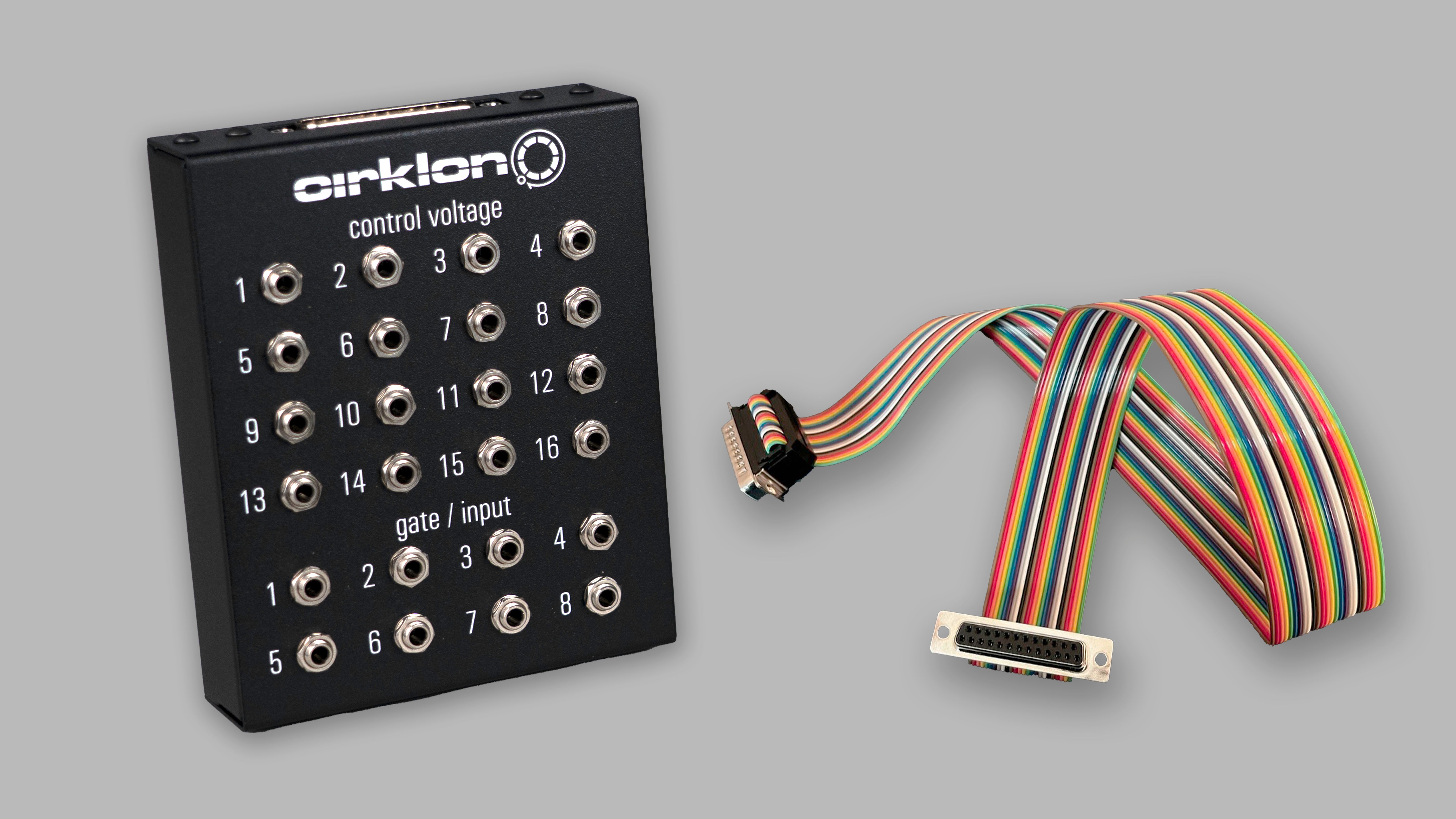 Sequentix CirklonのDesktop Breakout Box G-DesktopBoB3.