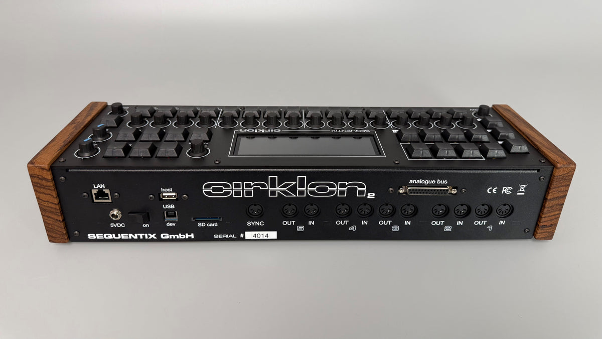 Cirklon2 Sequencer #4014, CVIO model, black keys + zebrano